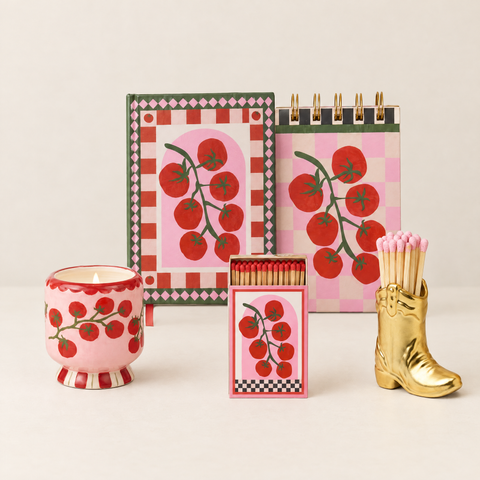 Paddywax Adopo Ritual-Quintett Tomato Vine – 5-teiliges Geschenkset: Duftkerze, Matches, Cowboy Boot, Journal & Notizblock