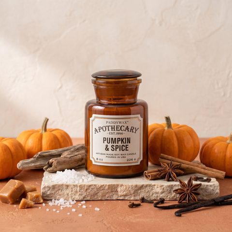 Paddywax Apothecary Pumpkin & Spice - Duftkerze - 226g mit Duftzutaten: Meersalz, Treibholz, reifer Kürbis, frische Gewürze, Karamell und süße Vanille