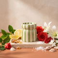Paddywax Cabana - Bora Bora - Keramik Duftkerze - 184g mit Duftzutaten: Meeresozon, grüne Blätter, Zitrone, Rose, rote Johannisbeere, Lilie, Jasmin und weißer Amber
