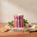 Paddywax Cabana - Pink Peppermint - Keramik Duftkerze - 184g mit Duftzutaten: Pfefferminze, Zucker, Zitrone, Marshmallow, Muskat, geschmolzene Butter, Moschus, Sandelholz und Vanille