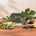 Paddywax Bistro - Fig & Olive - Tin Duftkerze - 127g mit Duftzutaten: Olivenblätter, Zitrone, Aldehyde, schwarze Feige, Feigenblätter, Pappelholz, Moschus und Tonkabohne