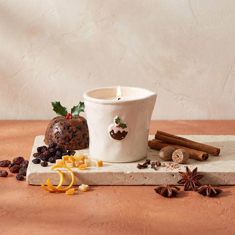 Paddywax Bistro - Christmas Pudding - Fruit & Spices - Keramik Duftkerze - 226g mit Duftzutaten: getrocknete Früchte, Zitrusschale, Zimt, Nelke und Muskat