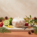 Paddywax Cypress & Fir - Etched Frosted Glas - Duftkerze - 255g mit Duftzutaten: Bergamotte, Zitronenschale, rote Waldbeeren, Mistel, Sandelholz, Vanille, Zypresse, Douglasie und Kiefer