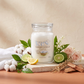 Yankee Candle Clean Cotton - Signature 2 Docht Duftkerze 567g mit Duftzutaten: Ozon, grüne Blätter, Bergamotte, Baumwolle, Maiglöckchen, Rose, Vetiver, Zeder, Moschus und holzige Noten