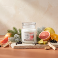 Yankee Candle White Spruce & Grapefruit - Signature 2 Docht Duftkerze - 368g - Neues Design mit Duftzutaten: Grapefruit, Pomelo, Kiefer, Orange, Fichte, schwarze Johannisbeere, Ananas, Tannennadel, Balsam, Vanilleschote, Moschus und weiße Zeder